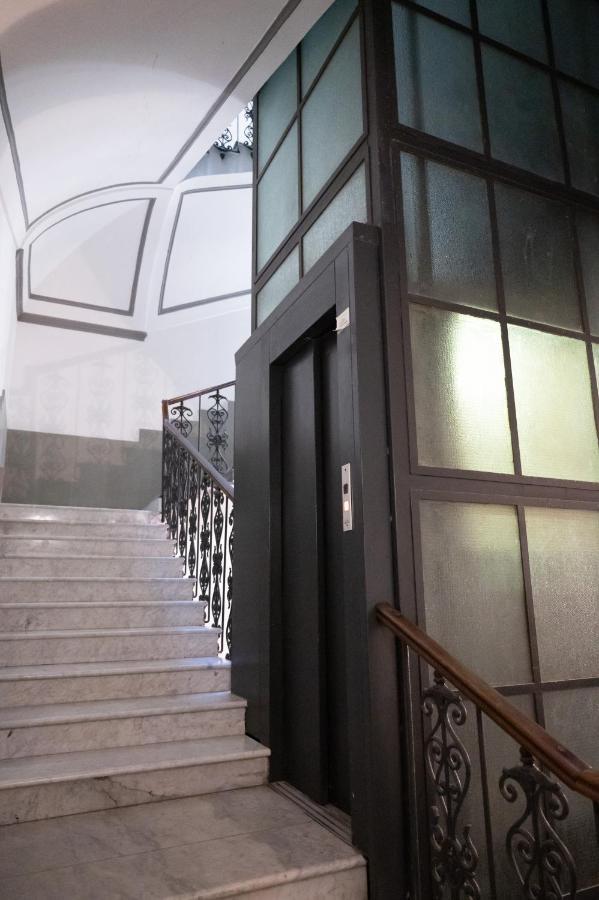 Bernini House Naples Hotel Exterior foto